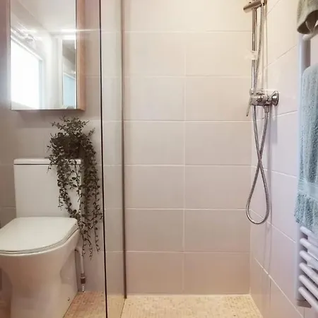 Lou Pitchoun Apartment *