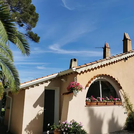 Lou Pitchoun 아파트 생타굴프